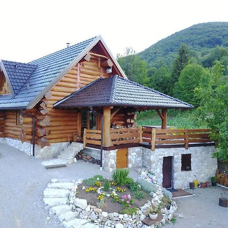 Bear'S Log Villa Селище Дрезницко Екстериор снимка